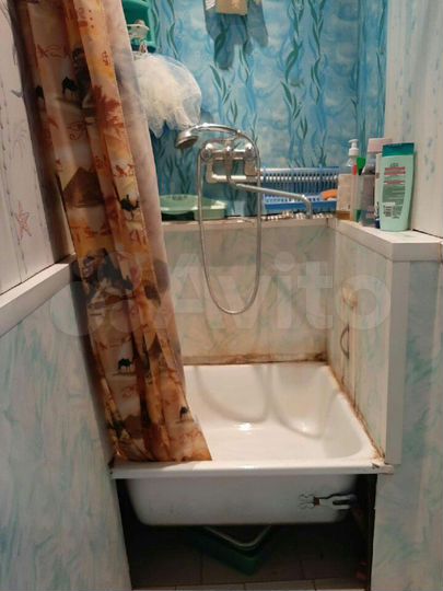 Комната 12 м² в 4-к., 5/5 эт.