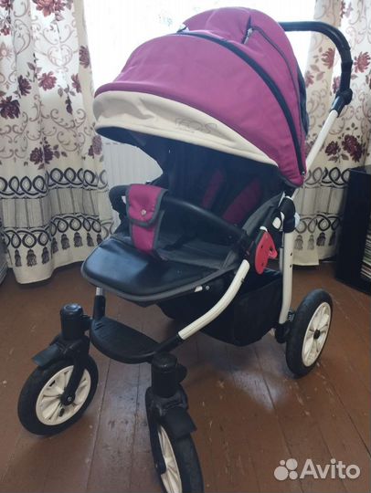 Прогулочная коляска