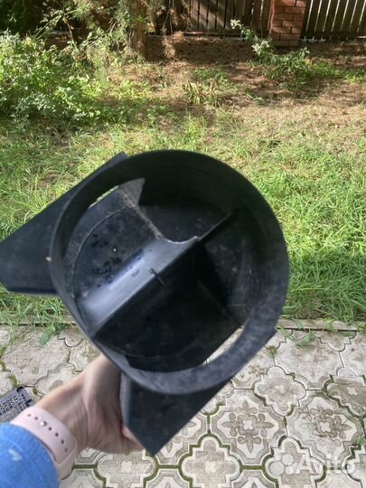 Разветвитель воздуховода вытяжки