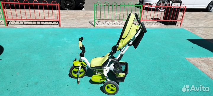 Детский трехколесный велосипед