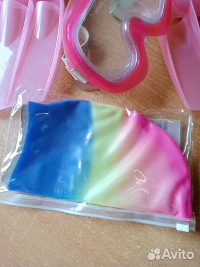 Маска, ласты, шапочка для плавания