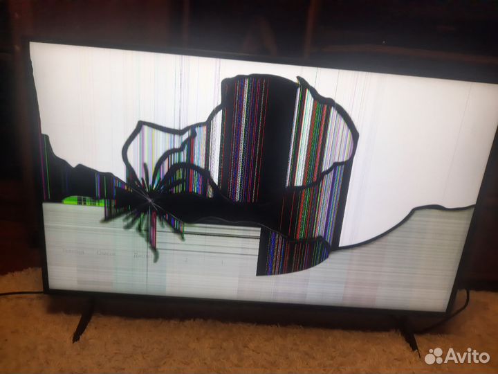 Телевизор SMART tv с вайфаем бу