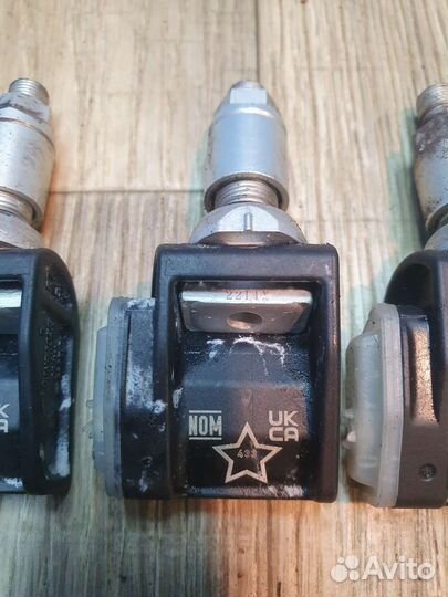 Датчики давления в шинах BMW бу оригинал 6887140