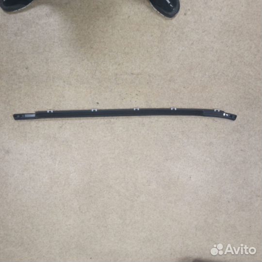 Kia Ceed SW универсал 2006- Уплотнитель стекла зад