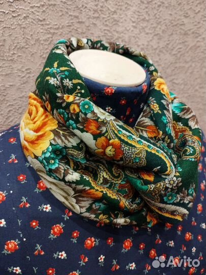 Снуд из павловопосадского платка. Ручная работа