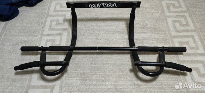 Турник настенный torneo