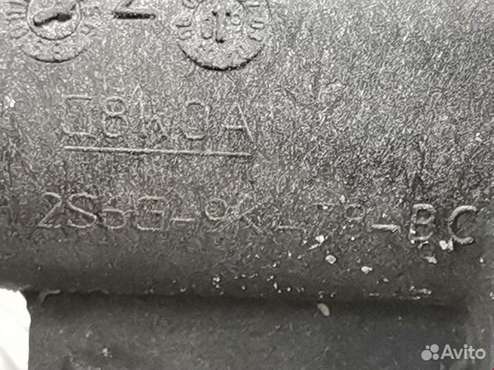 Корпус термостата Ford Fiesta 5 рест. 2009