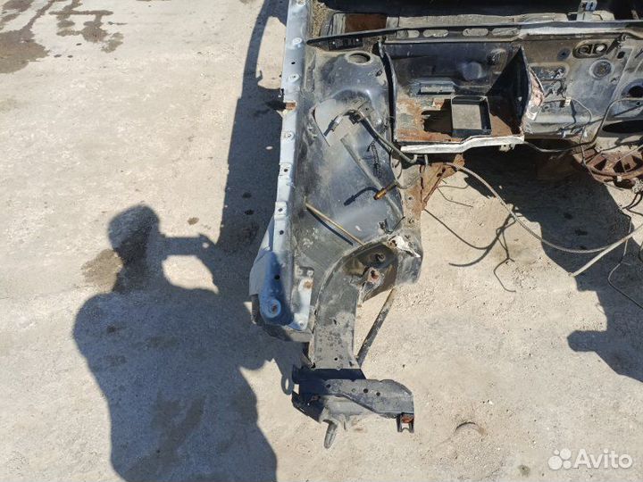 Лонжерон правый Audi 80 1 седан рм 1 1990