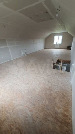 Дом 159 м² на участке 11 сот.