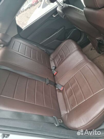 Чехлы салона Hyundai Solaris экокожа