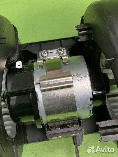 Электродвигатель отопителя \Volvo FM9(G1) /FM12(G2