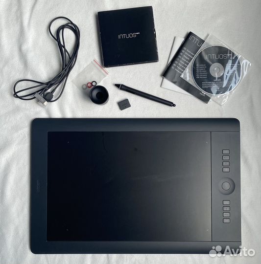 Графический планшет Wacom intuos pro L