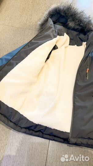 Зимняя куртка на мальчика