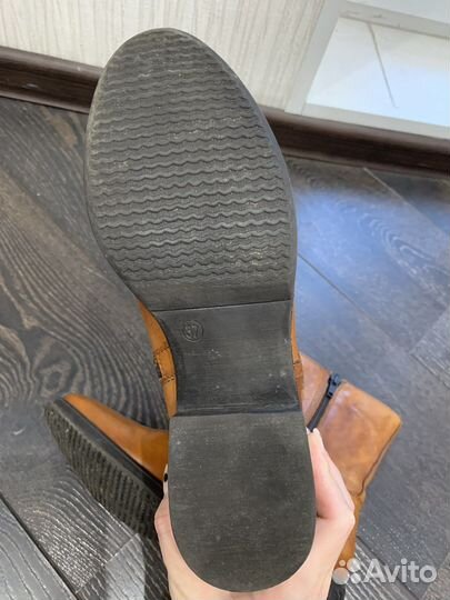 Ботинки демисезонные 37