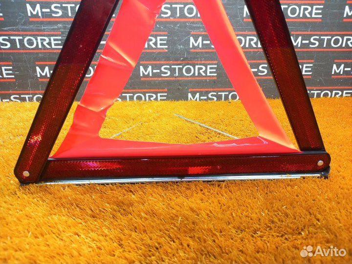 Знак аварийной остановки Bmw X3 E83 N52B25A 2010