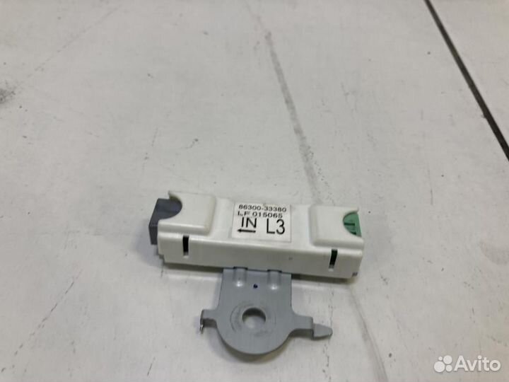 Антенна навигации GPS Toyota Camry XV70 70