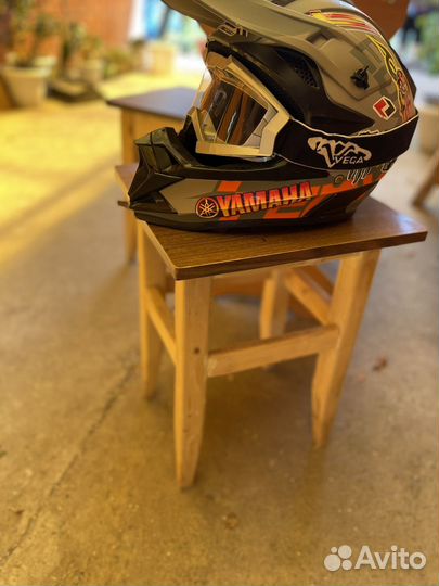 Мотошлем кроссовый