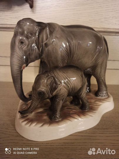 Фарфоровая статуэтка материнство Германия