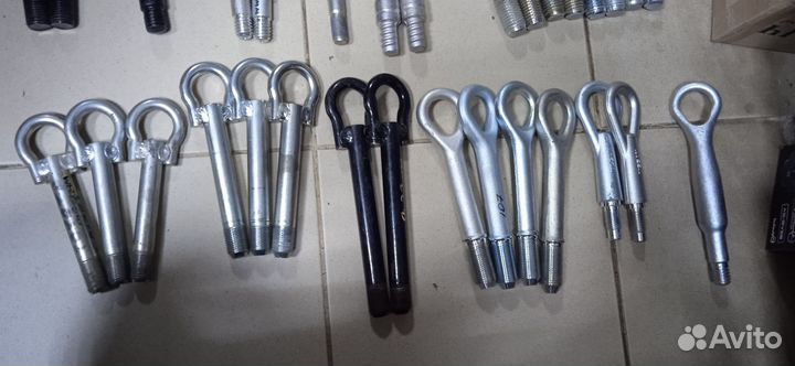 Буксировочный крюк Japan