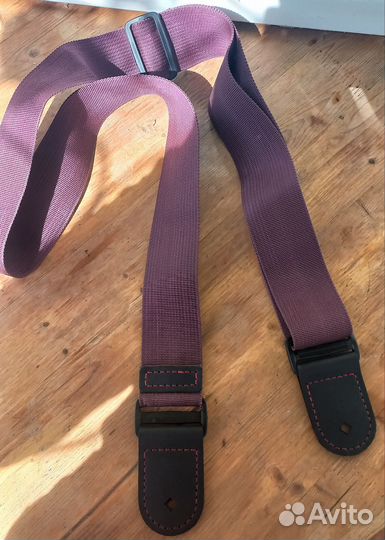 Ремень для бас гитары бордовый
