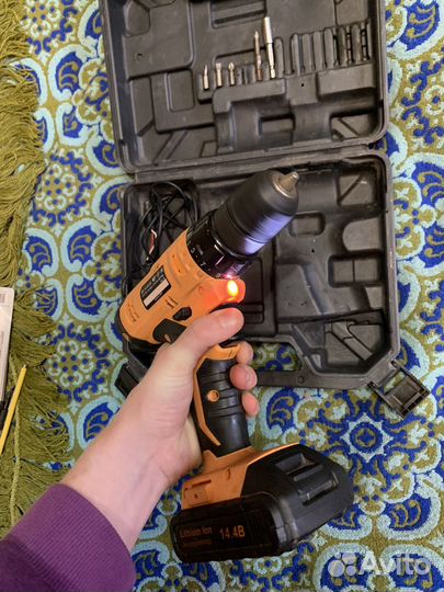 Шуруповерт вихрь 14,4v