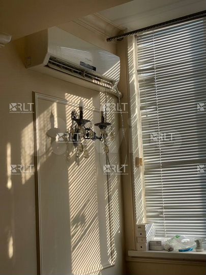 2-к. квартира, 100 м², 1/5 эт.