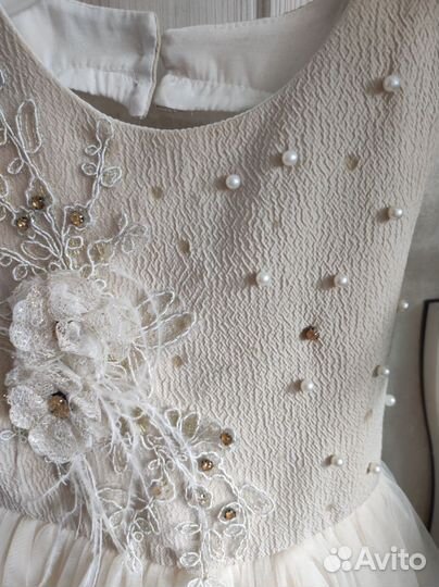 Нарядное платье для девочки