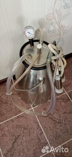 Сено в брикетах, доильный аппарат