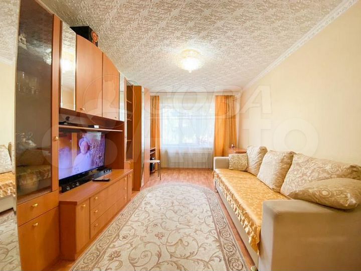 2-к. квартира, 50 м², 1/5 эт.