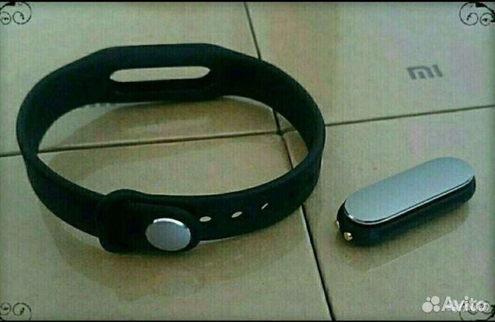 Xiaomi Mi Band (Новый)