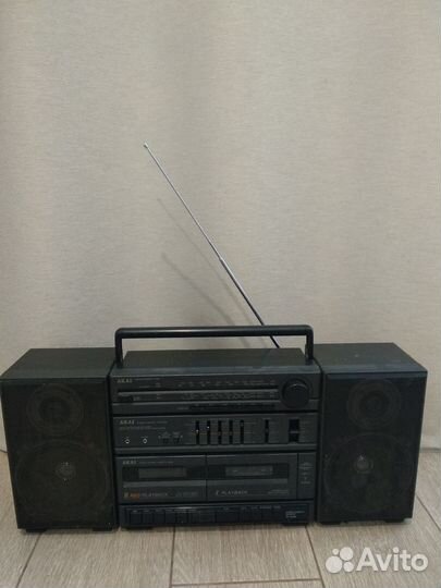 Музыкальный центр Akai PJ-W59 рабочий