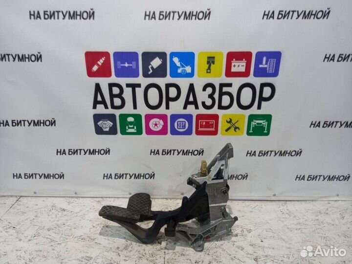 Педальный узел Volkswagen Passat B5