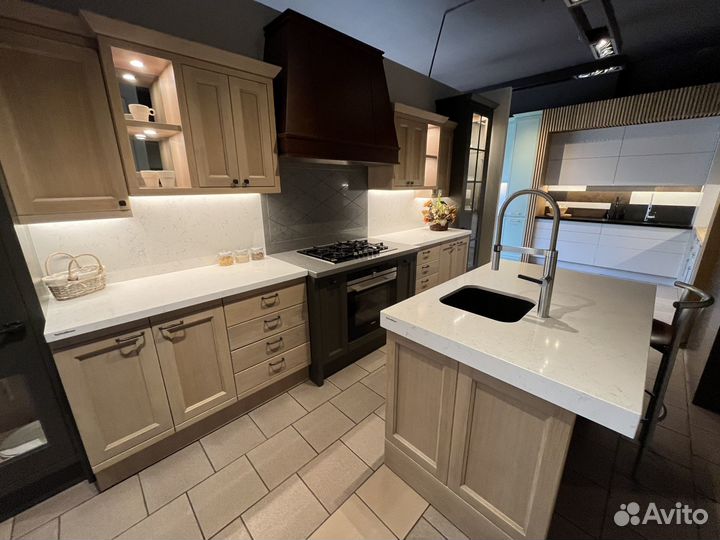 Столешница из искусственного камня (акрил, кварц)