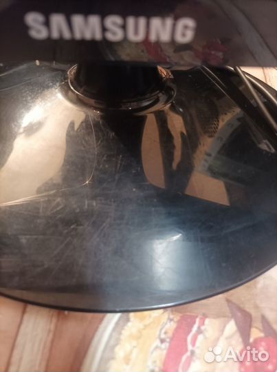 Монитор Samsung