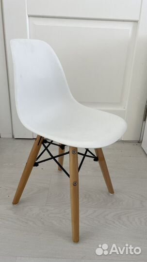 Стул eames детский