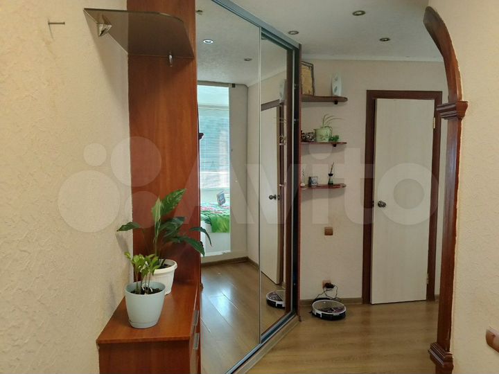 2-к. квартира, 47 м², 3/5 эт.