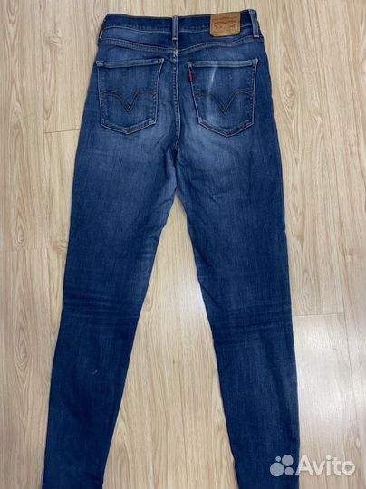 Джинсы женские levis 28 размер