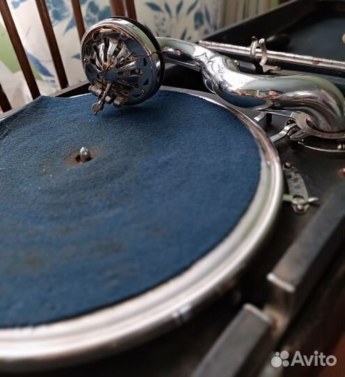 Патефон завод Молот