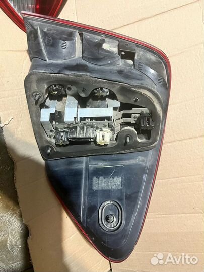 Задние фонари