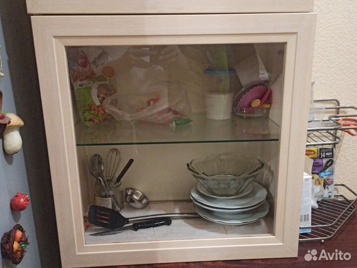 Шкаф навесной