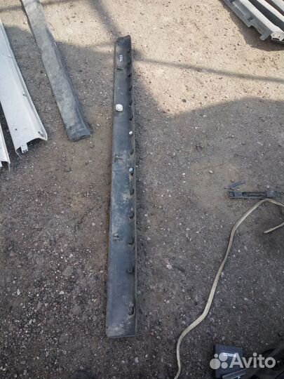 Пежо 3008 Накладка порога кузова (цельная) Лев