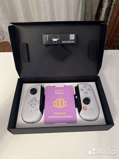 Backbone геймпад для айфонов до 14 Pro Max