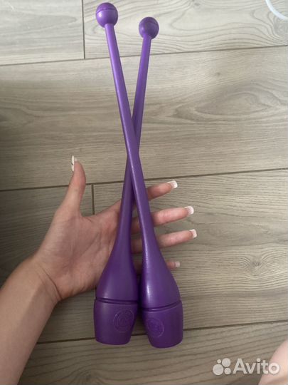 Булавы гимнастические