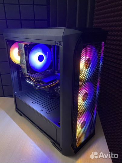 Мощный игровой компьютер i7 7700k /32GB/RX 590 8GB