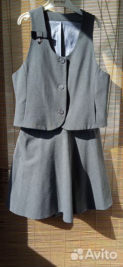 Школьная форма: жилет и юбка