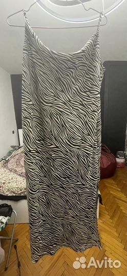 Платье hm зебра