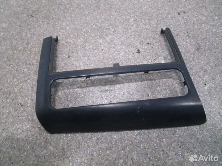 Накладка торпедо MAN 81617010239