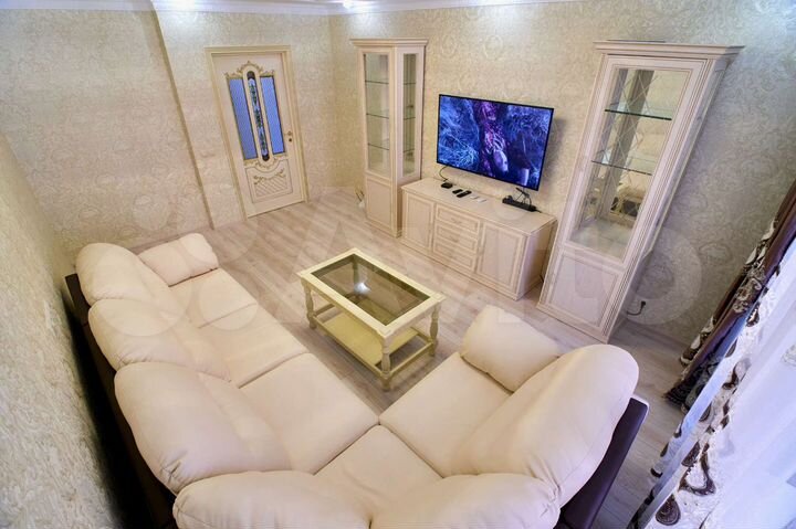 2-к. квартира, 63 м², 3/7 эт.