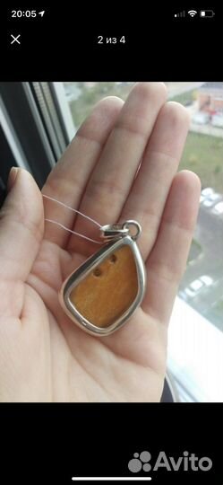 Кулон из янтаря