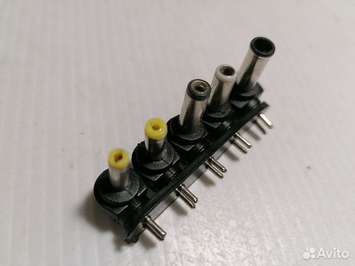 Блок питания для монитора универсальный 9в-24в